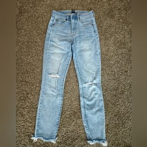 Gap skinny high rise jeans, size 26, light destroy